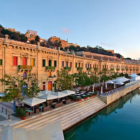 Lavish High-rise Mercury Tower